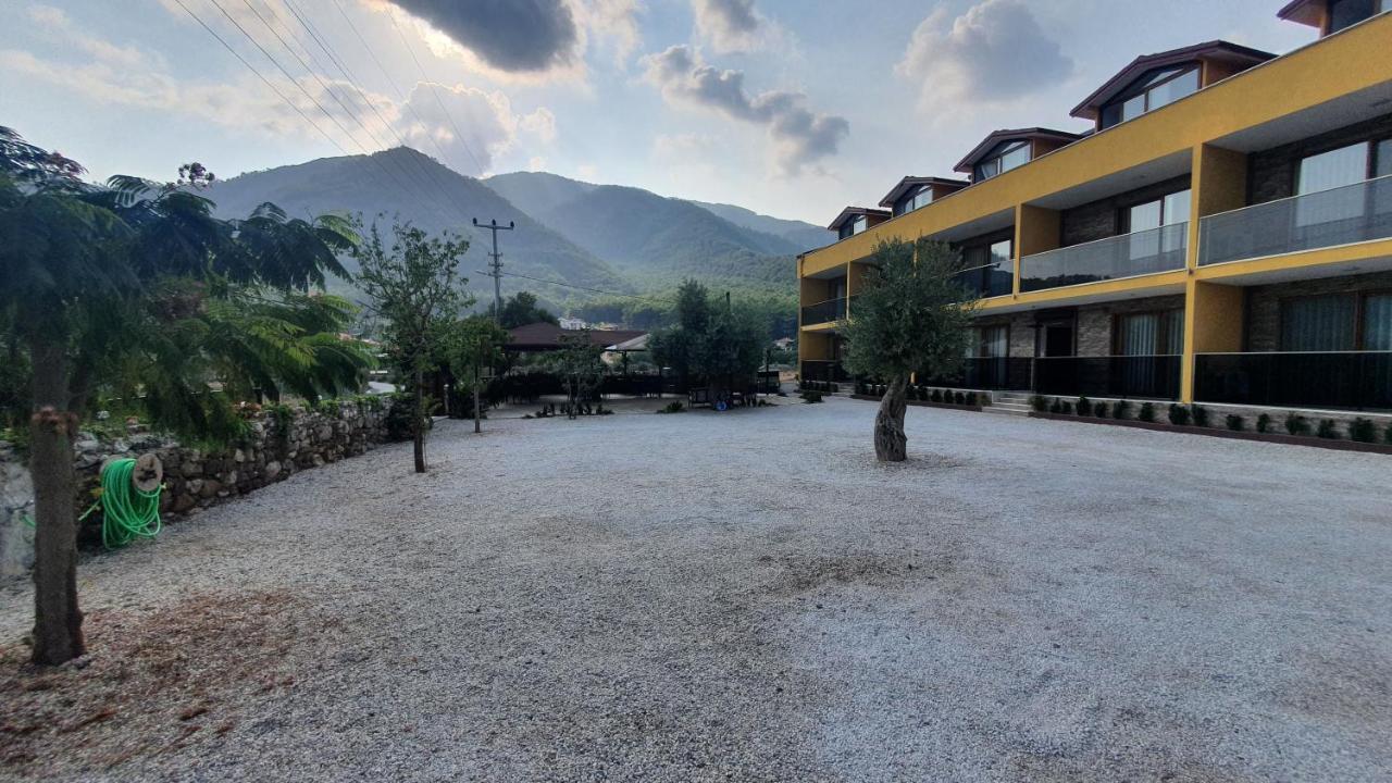 Olive Tree Apart Hotel ムーラ エクステリア 写真