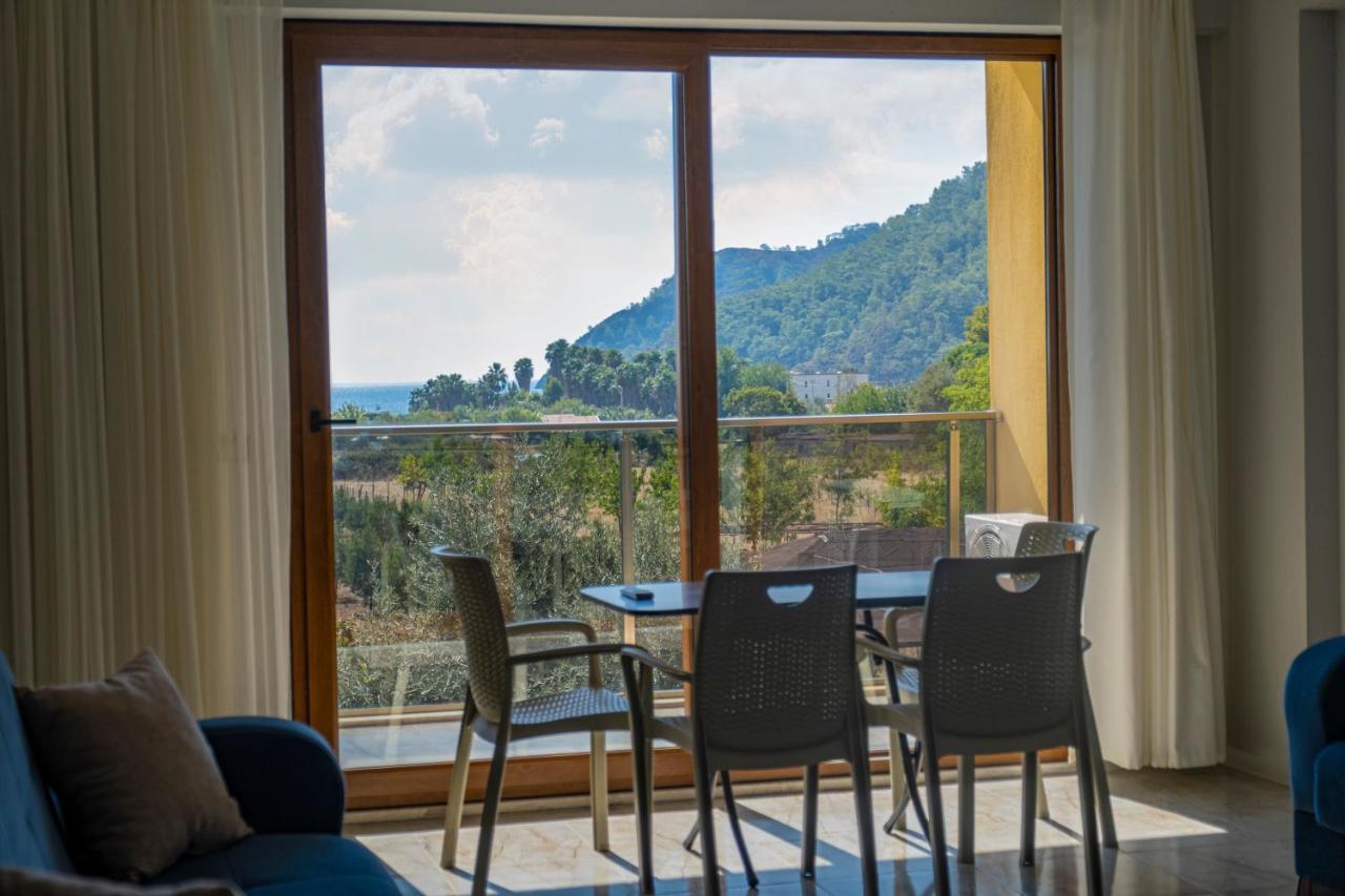 Olive Tree Apart Hotel ムーラ エクステリア 写真