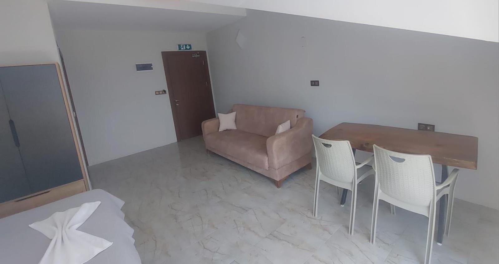 Olive Tree Apart Hotel ムーラ エクステリア 写真
